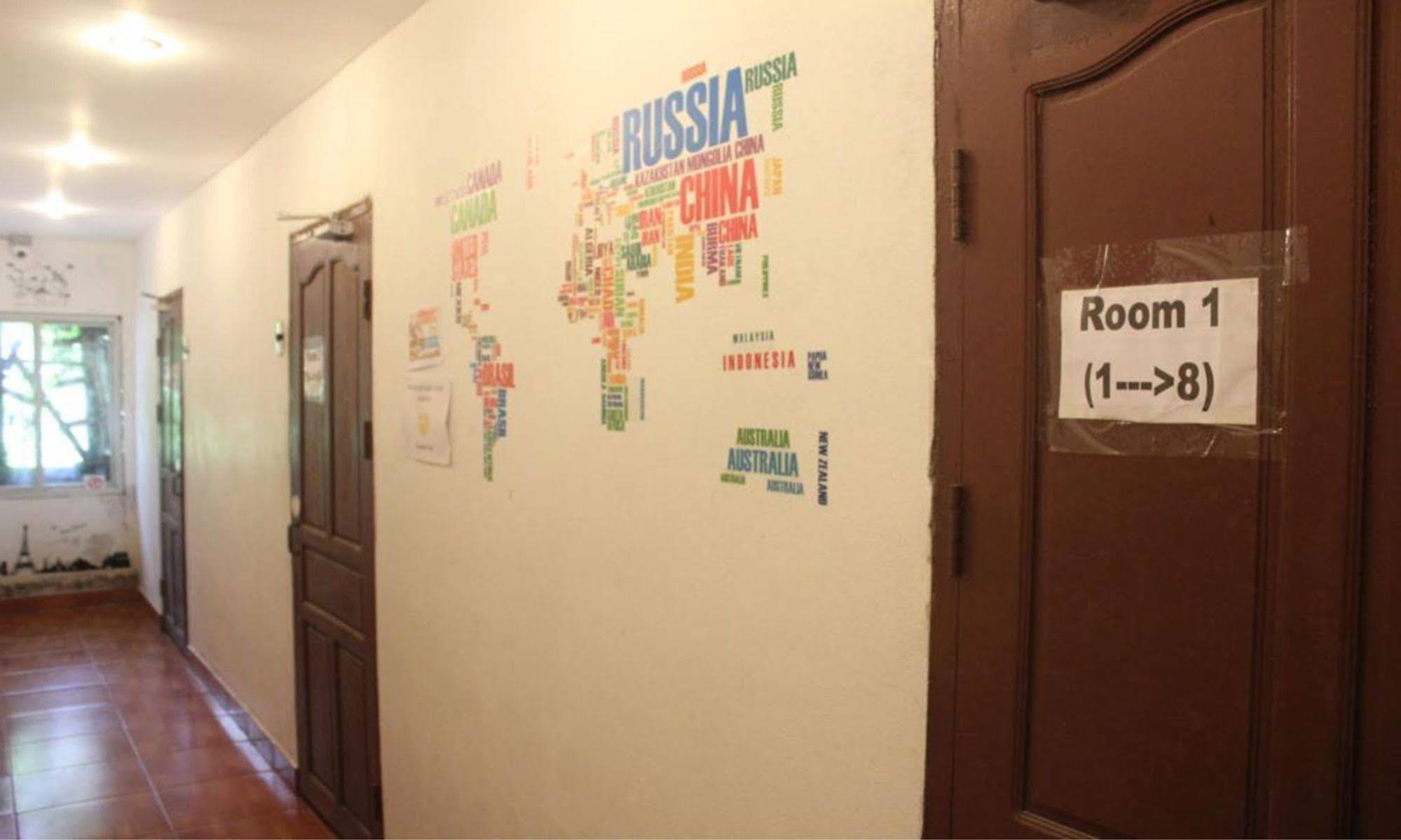 Lpq Backpackers Hostel Luang Prabang Exterior photo