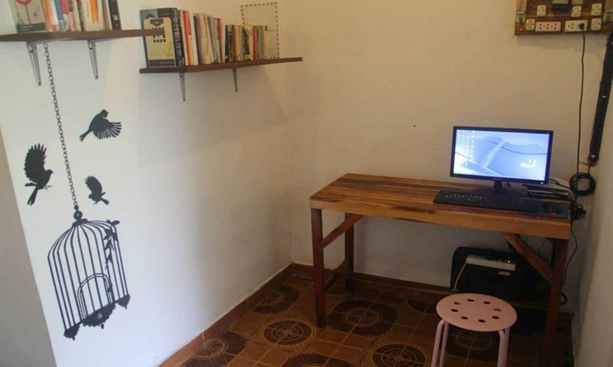 Lpq Backpackers Hostel Luang Prabang Exterior photo